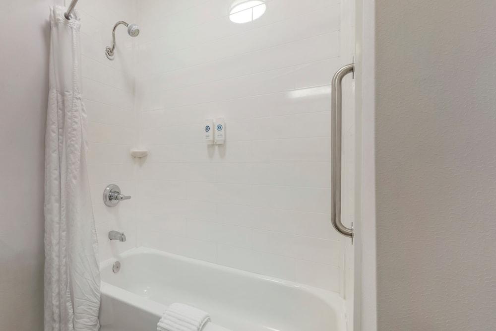 Comfort Inn - Weatherford photo 15