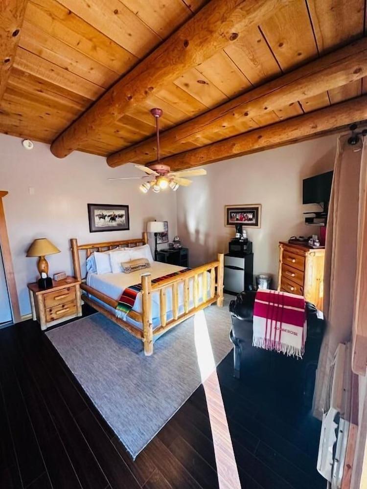 Adobe Rose Inn photo 29