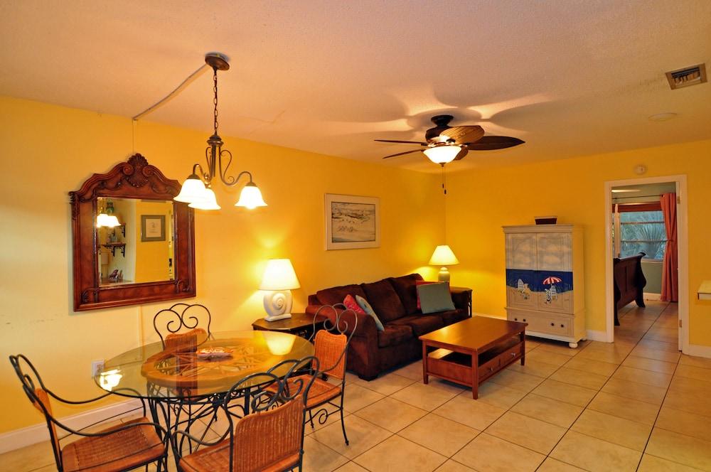 Lido Islander Inn photo 28