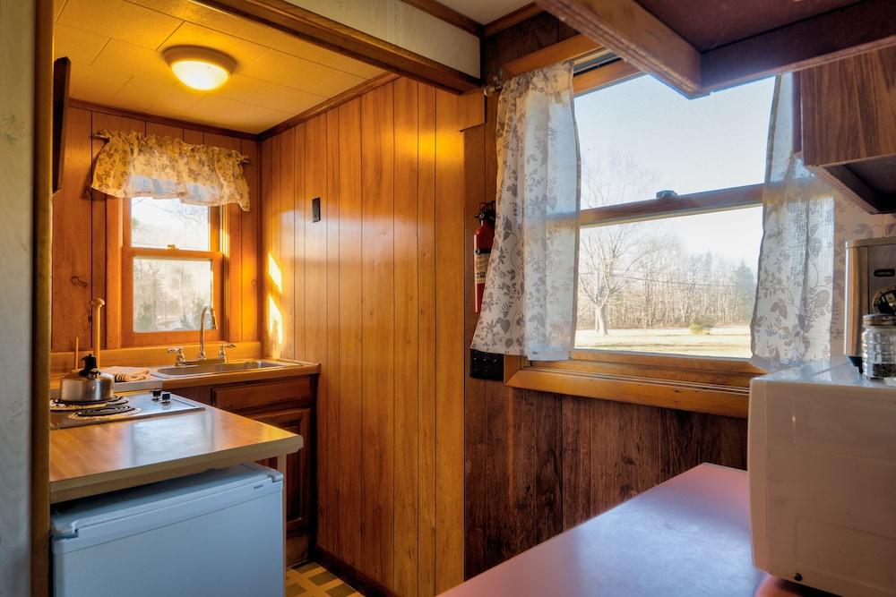 Gale River Motel photo 45