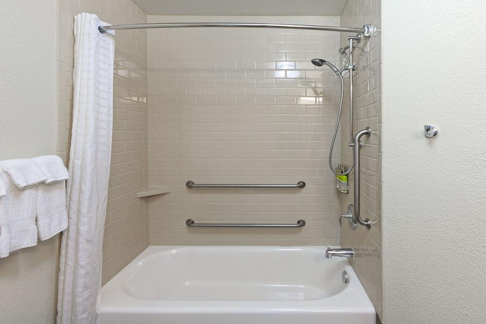 Candlewood Suites Houston North I45 by IHG photo 15