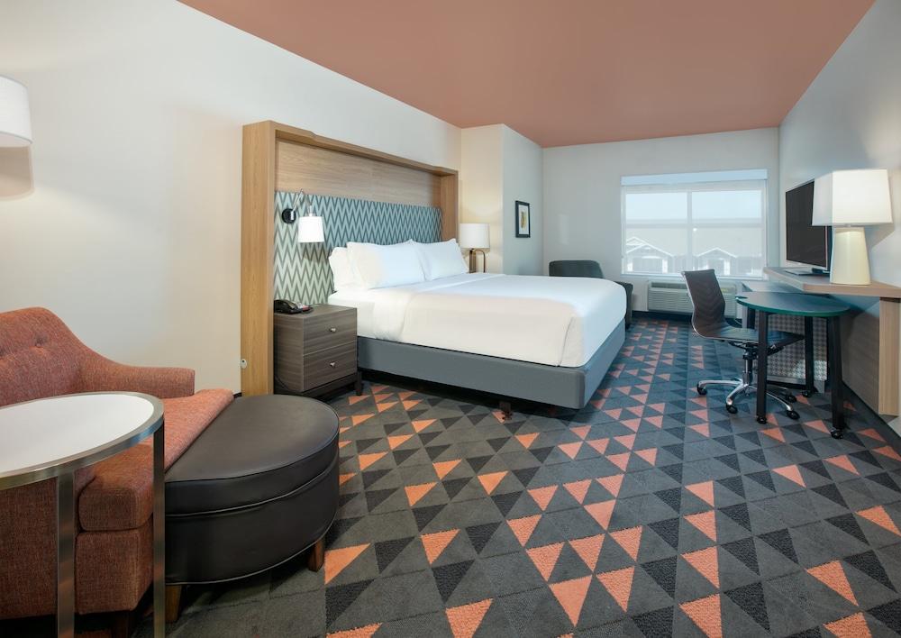 Holiday Inn DFW South by IHG photo 32