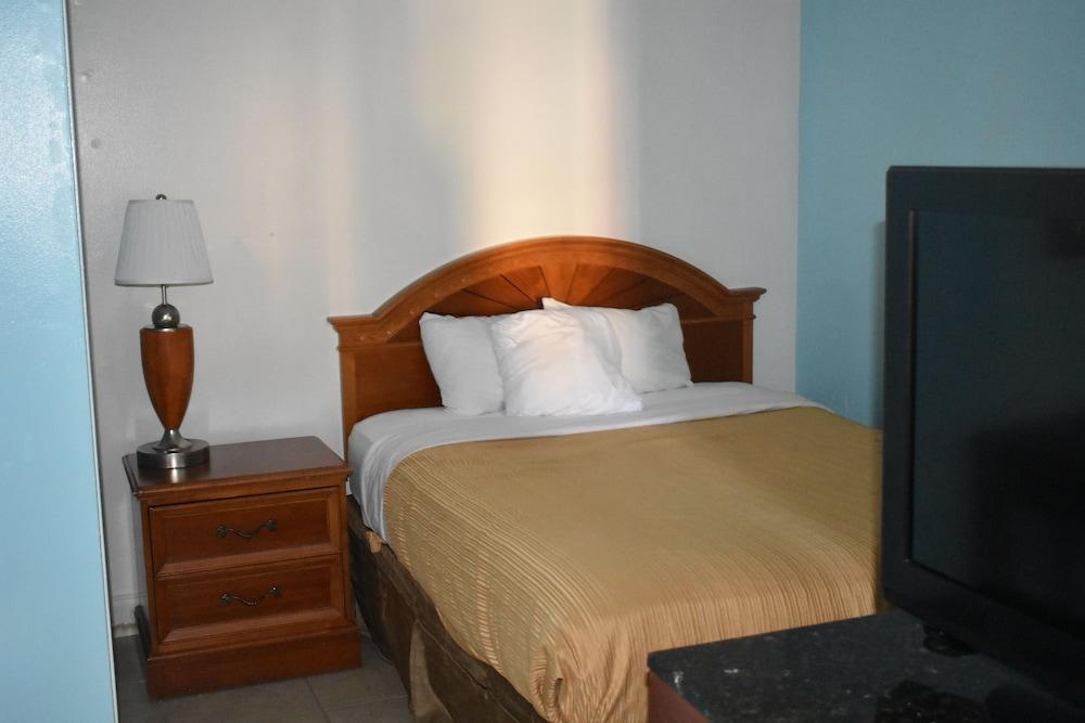 GUEST COTTAGES & SUITES photo 32