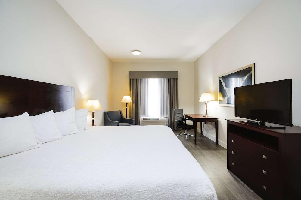 Best Western Sugarland Inn photo 8