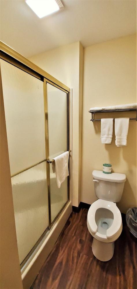 Travel Inn & Suites - Sikeston/Miner (i-55 Exit-67) photo 14