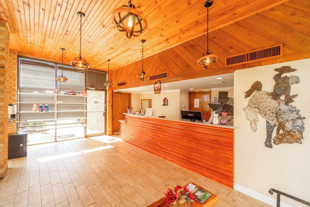River Valley Motor Inn photo 24