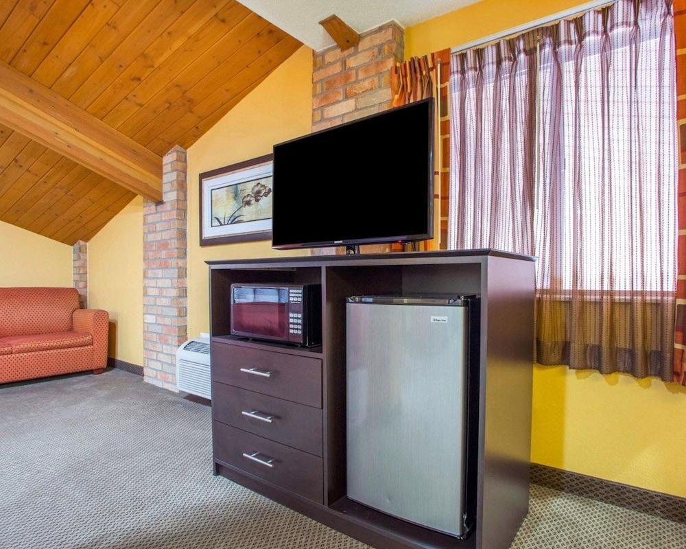 Quality Inn & Suites Kimberly - Appleton East photo 30