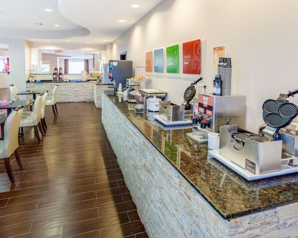 Comfort Suites Mandeville - Covington photo 20