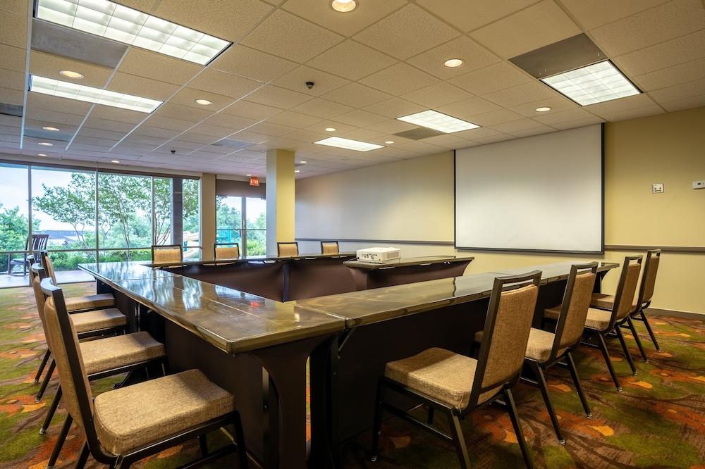 Lakeway Resort & Spa photo 52