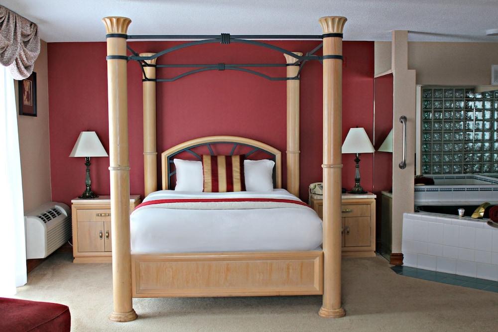 Express Suites Riverport Inn & Suites photo 30