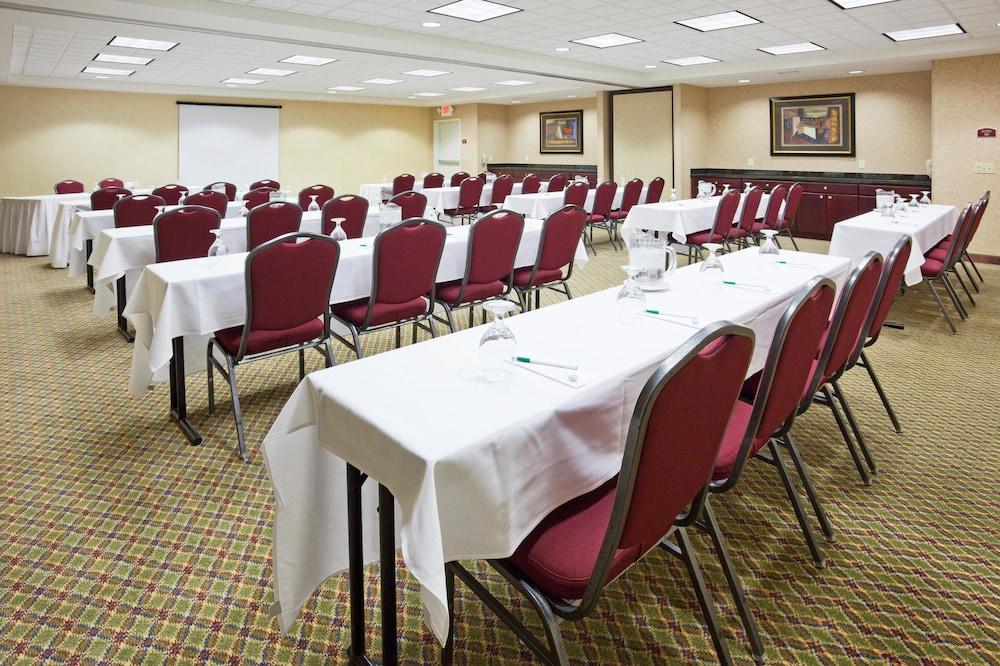 Holiday Inn & Conference Center Marshfield by IHG photo 27