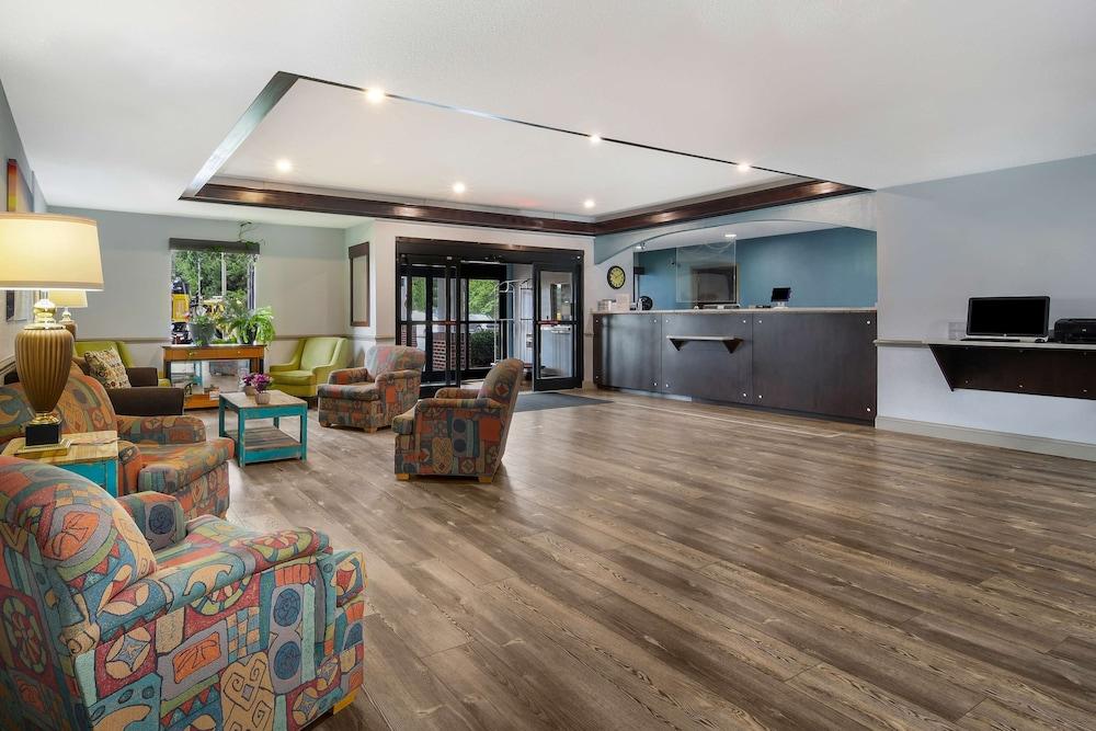 SureStay Plus Hotel by Best Western Tarboro photo 3
