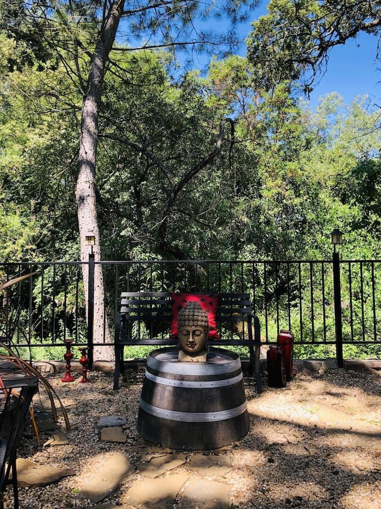 Glen Ellen Inn photo 15