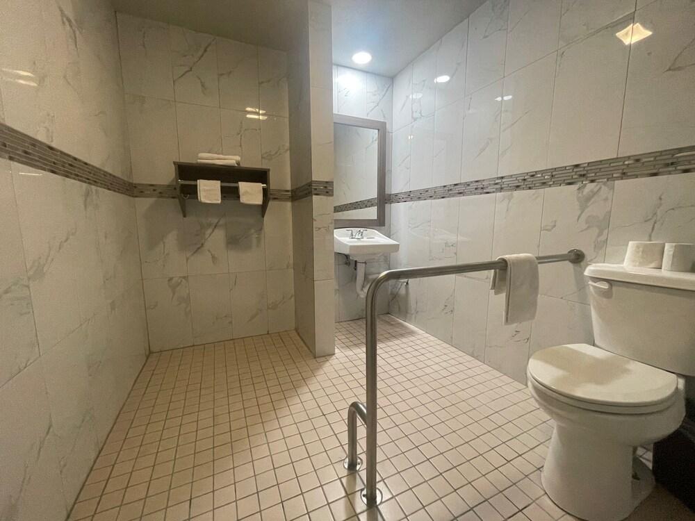 SimpleStay Suites - San Bernardino photo 12