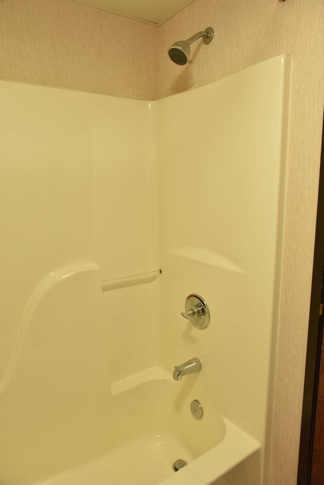 Super 8 by Wyndham Springfield/Battlefield photo 42