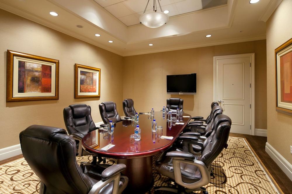 DoubleTree Suites by Hilton Anaheim Rsrt - Conv Cntr photo 31
