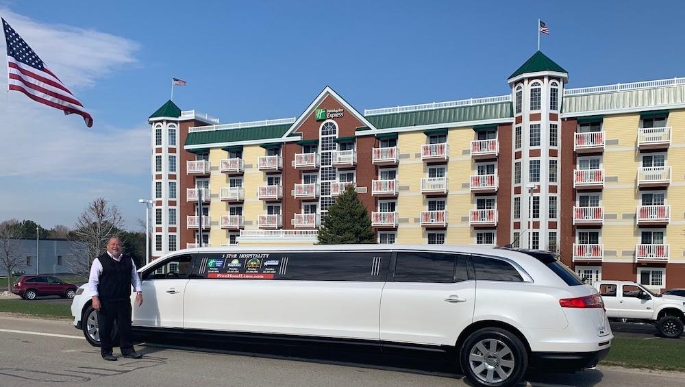 Holiday Inn Express & Suites Petoskey by IHG photo 28