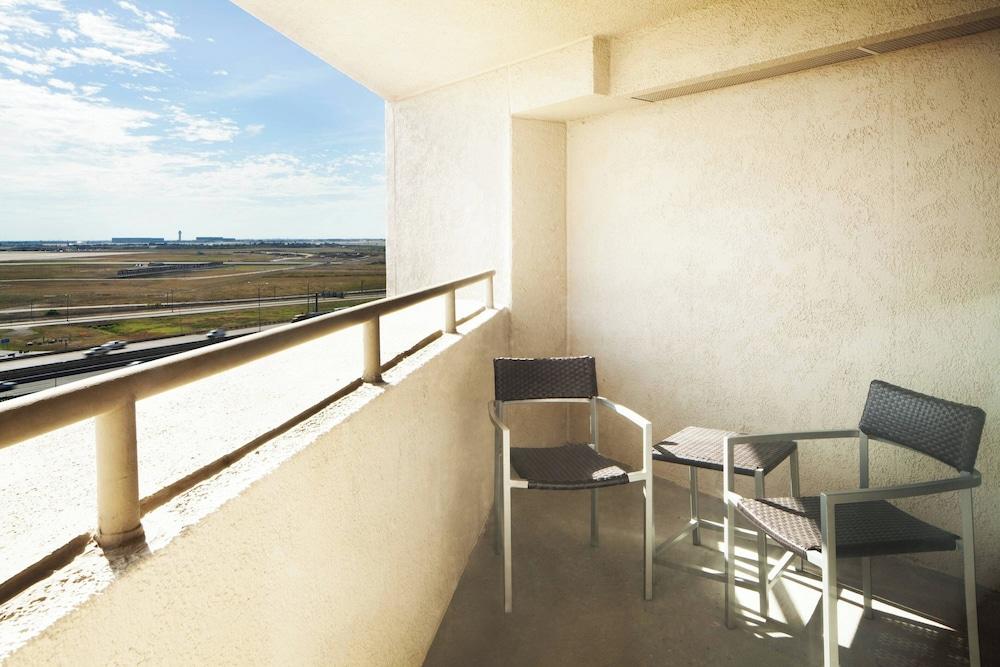 Dallas/Fort Worth Airport Marriott photo 54