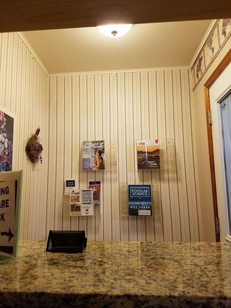 Out West Motel photo 19