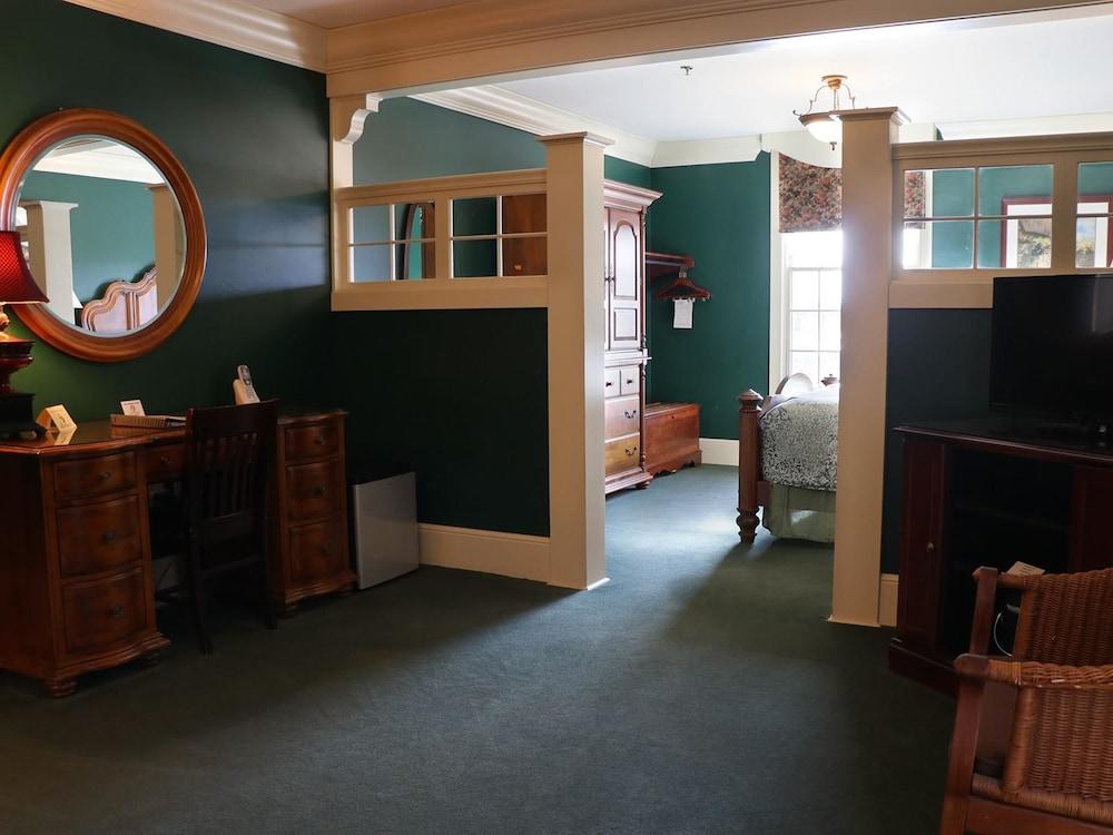 St. Brendan's Inn photo 9