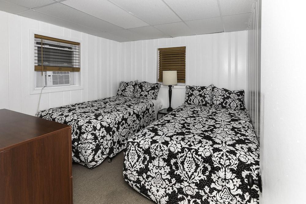 Alante Oceanfront Motel photo 17