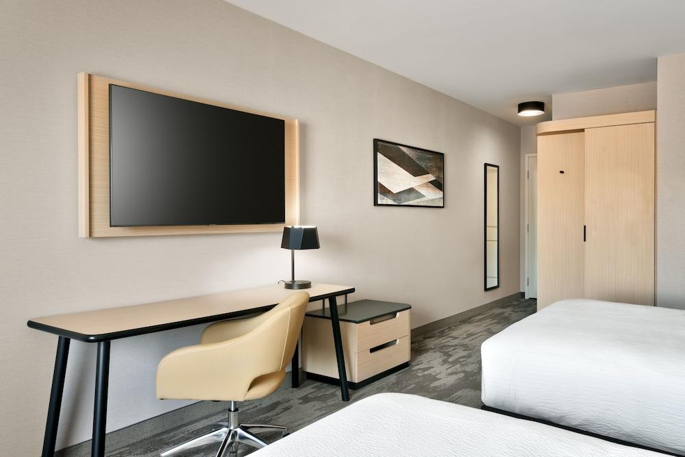 Fairfield Inn & Suites by Marriott Show Low photo 15
