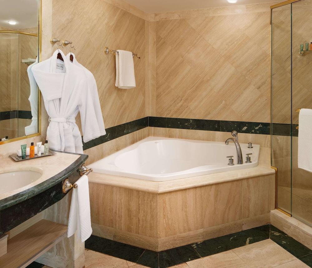 Hilton Bentley Miami/South Beach photo 66