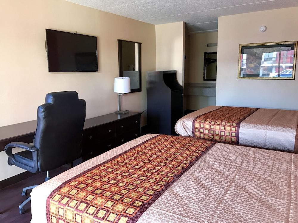 American Inn photo 10