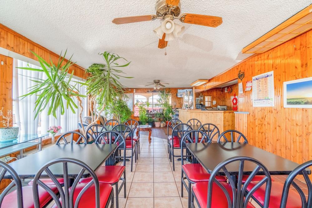 Lone Star Inn by OYO Vernon Texas Hwy 287 photo 75