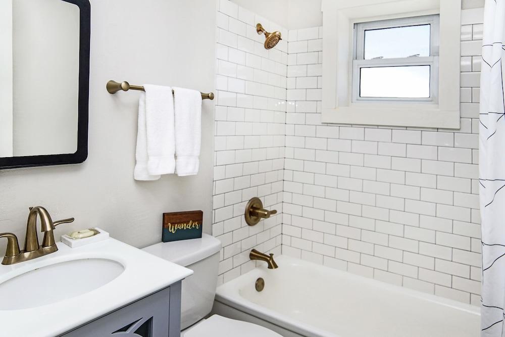 Coastal Suites Resort photo 38