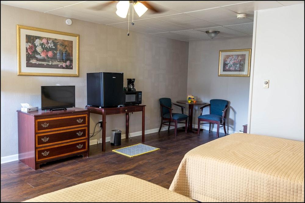 Marina Inn & Event Center photo 45