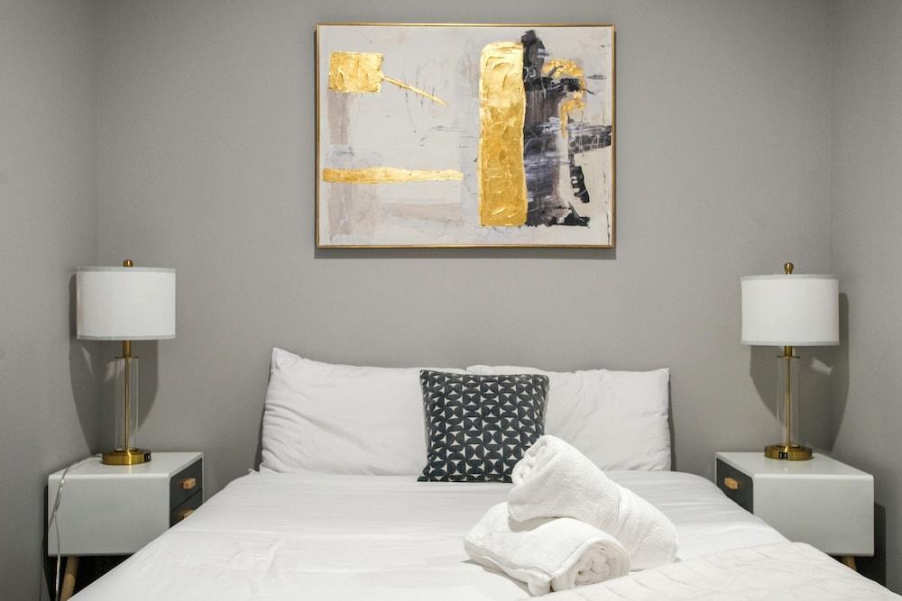 CozySuites - Press House photo 16