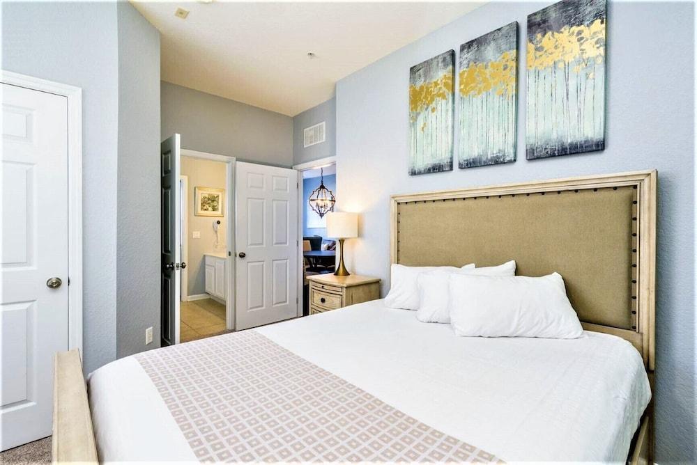 Vista Cay Resort by Millenium at Universal Blvd photo 15