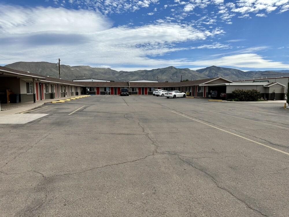 Budget Inn photo 30