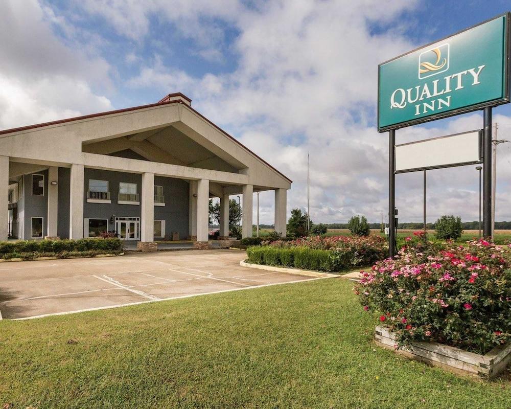 Quality Inn Robinsonville photo 21