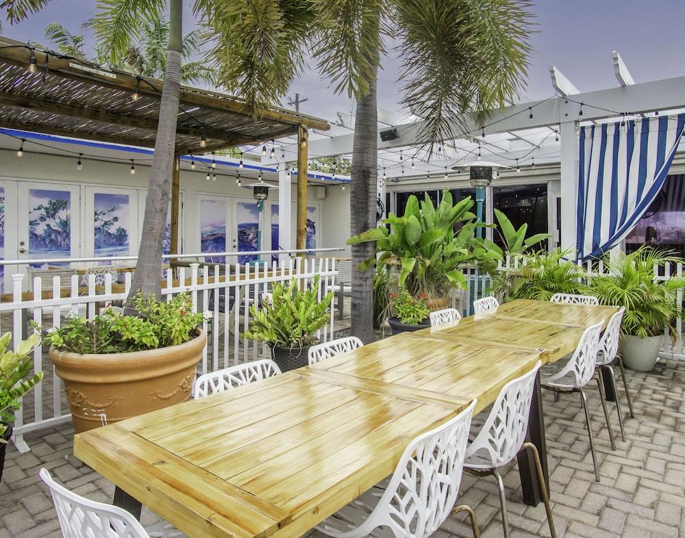 Skipjack Resort & Marina photo 99