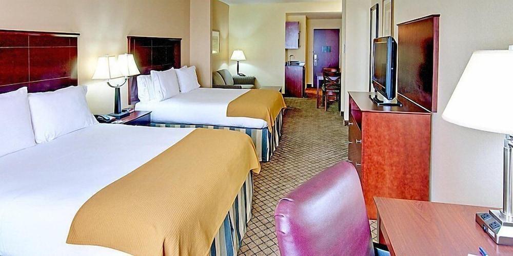 Holiday Inn Express & Suites Millington by IHG photo 15