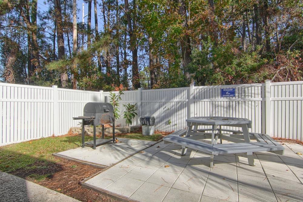 Country Club Villas photo 60