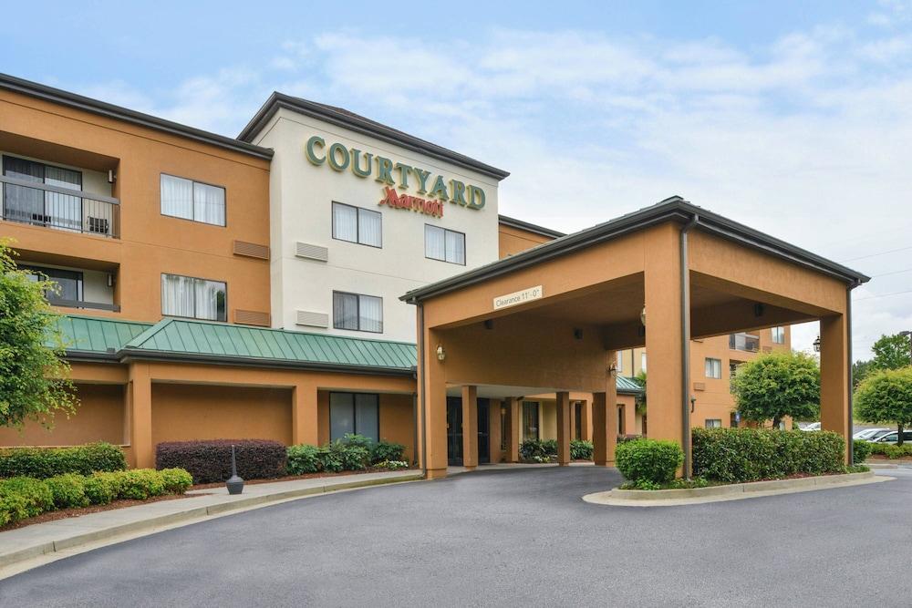Courtyard Suwanee by Marriott photo 34