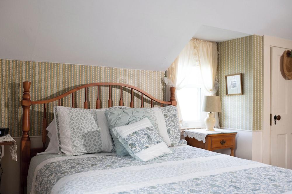 Blue Bear Inn photo 75