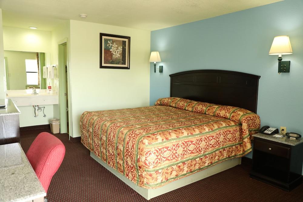 Budget Inn photo 9
