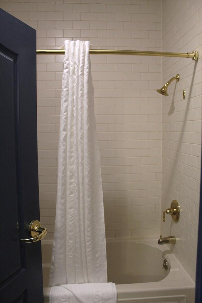 Blue Harbor Resort and Conference Center photo 60