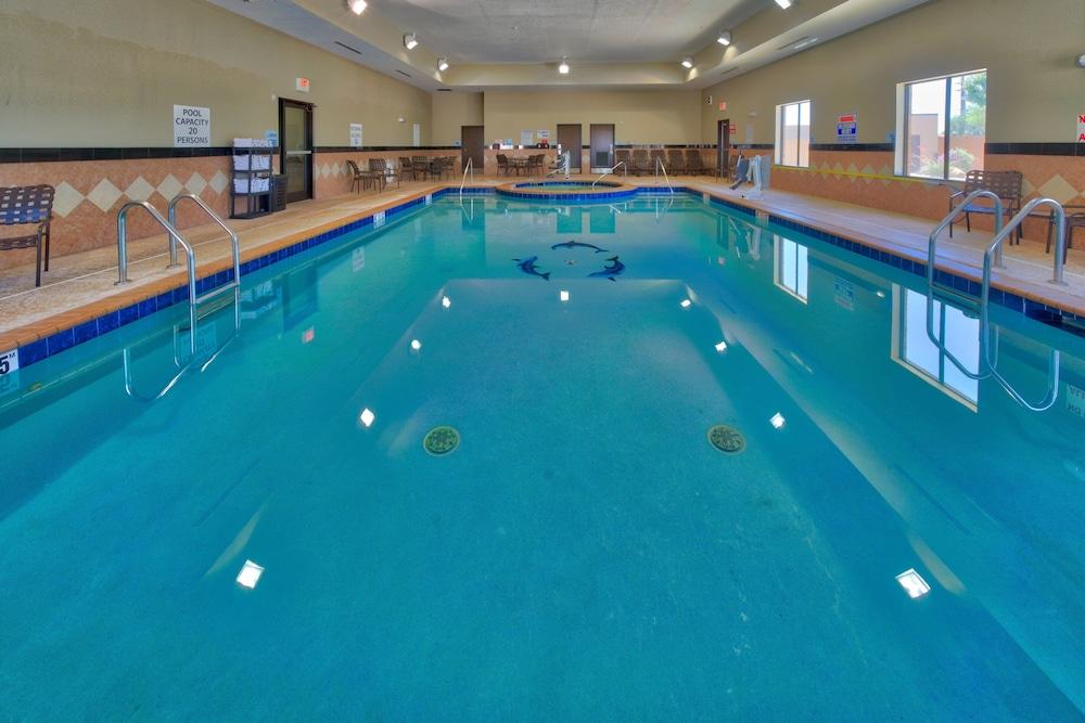 Holiday Inn Express Hotel & Suites Lubbock South by IHG photo 11