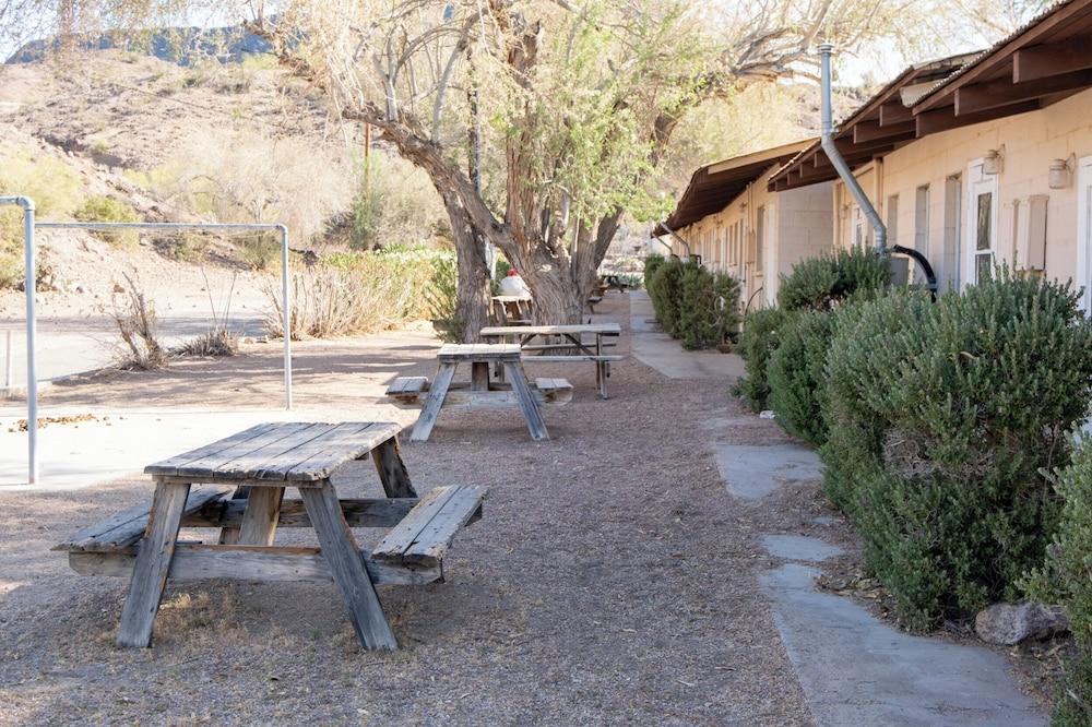 Black Meadow Landing photo 22