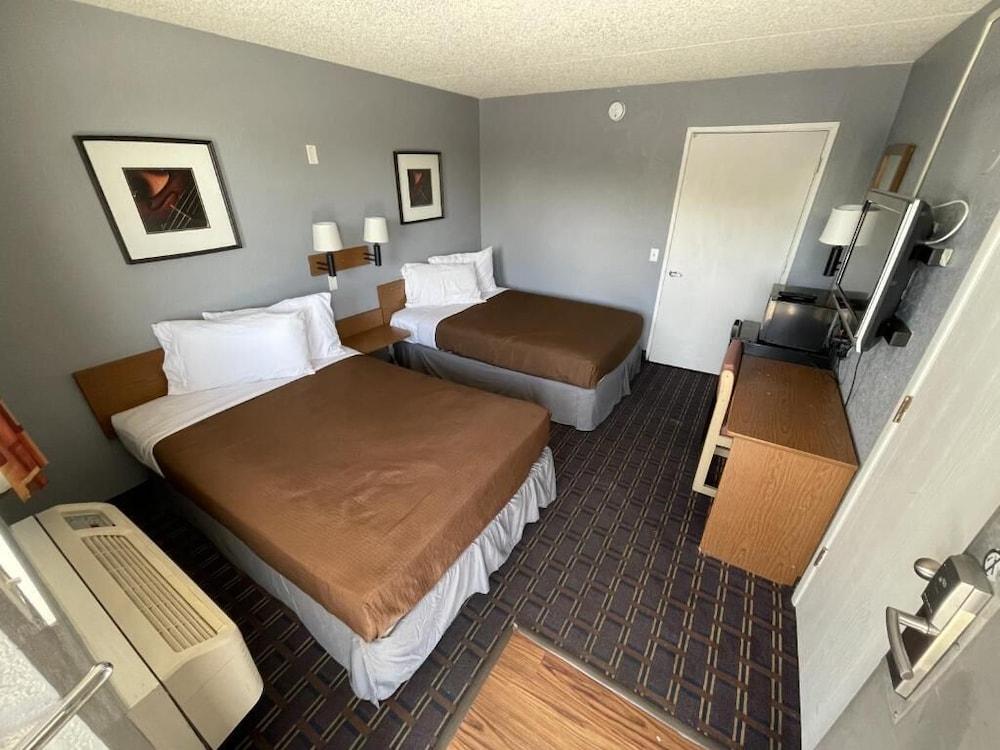 Rodeway Inn Albuquerque West photo 24