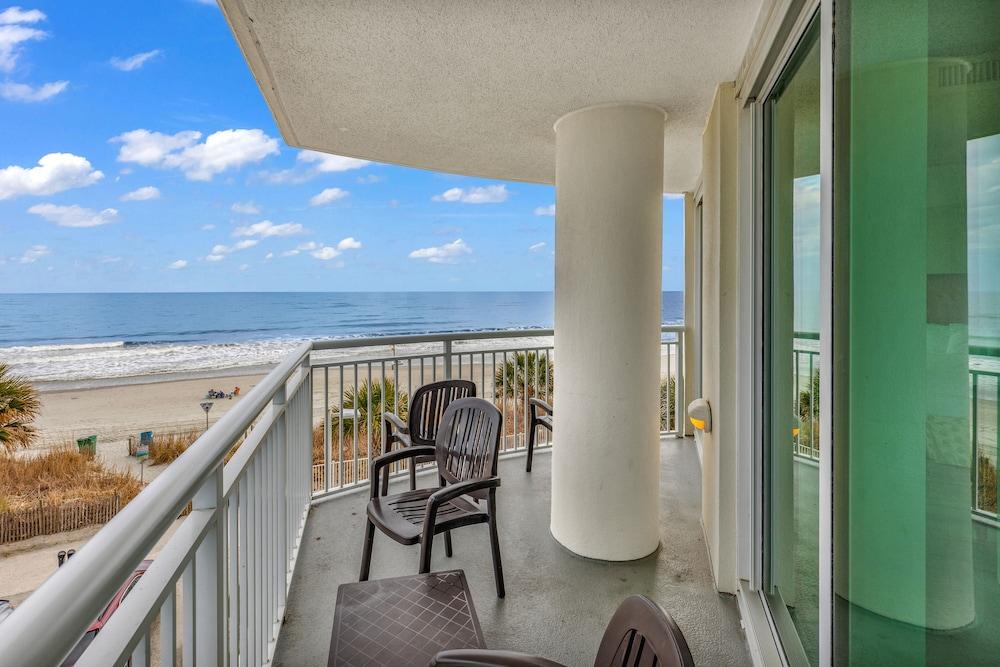 Sandy Beach Oceanfront Resort photo 39