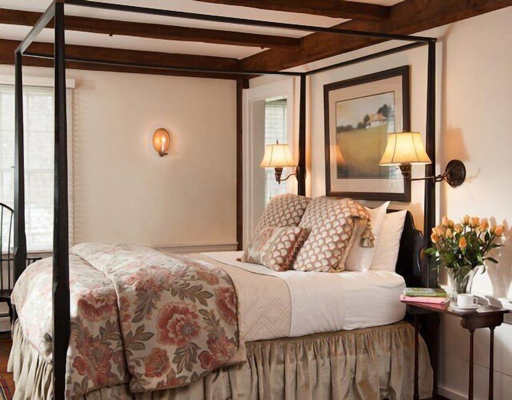 Garden Gables Inn photo 12