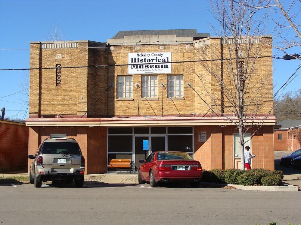 Econo Lodge Selmer photo 11
