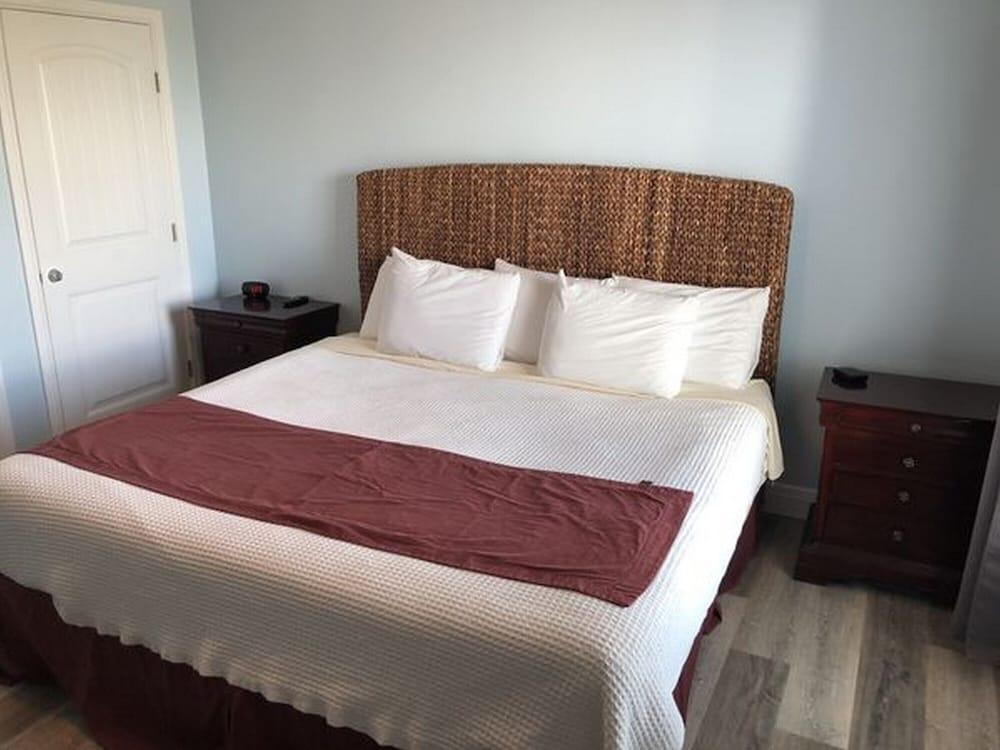 Beachgate CondoSuites and Oceanfront Resort photo 22