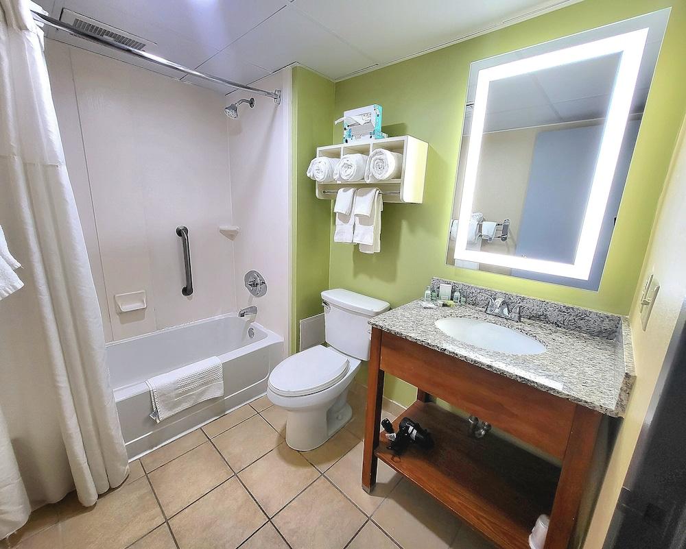The Barclay Towers Resort Hotel photo 29